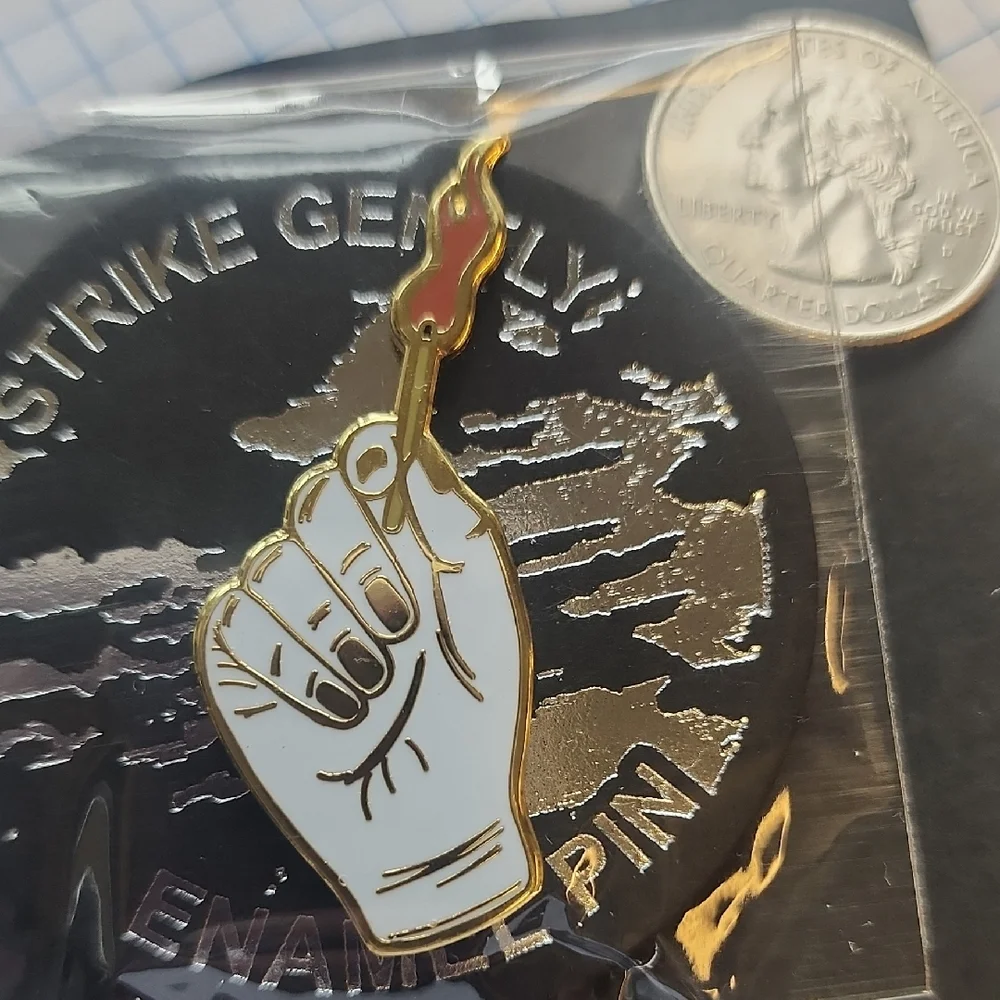 White and Gold Enamel Pin with Red Flame - Picture 1 of 1